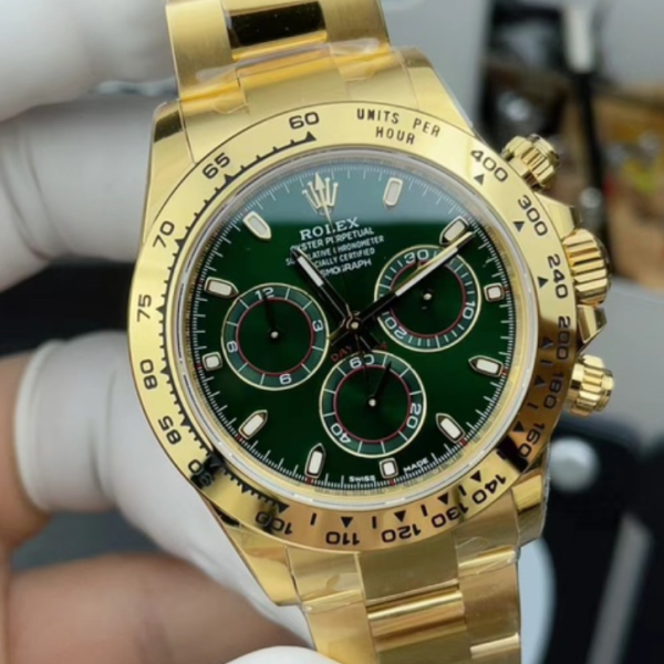 VS Factory Rolex Cosmograph Daytona Full Yellow Gold “John Mayer” Green Dial (116508) — detail view 3