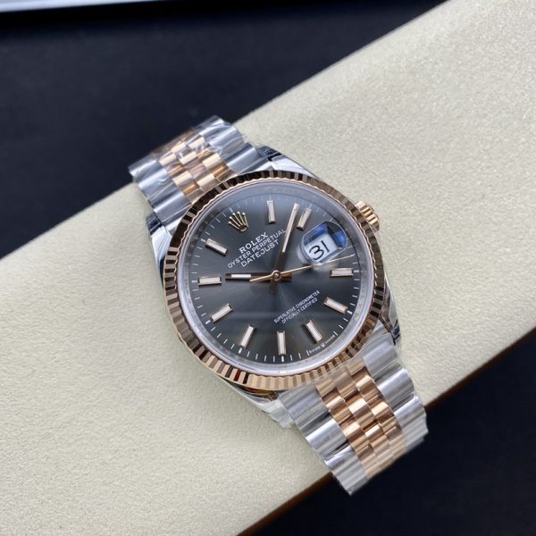 VS Factory Rolex Datejust 36mm Two-Tone Rose Gold Sunburst Slate Dial Jubilee Bracelet (126231) — detail view 3