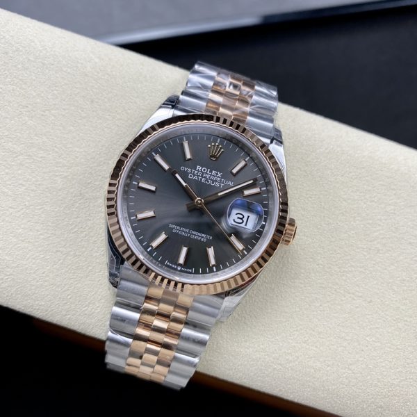 VS Factory Rolex Datejust 36mm Two-Tone Rose Gold Sunburst Slate Dial Jubilee Bracelet (126231) — detail view 5