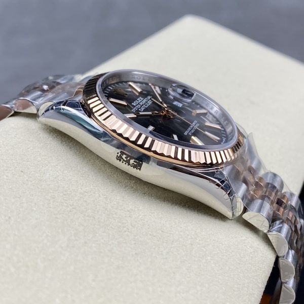 VS Factory Rolex Datejust 36mm Two-Tone Rose Gold Sunburst Slate Dial Jubilee Bracelet (126231) — detail view 6