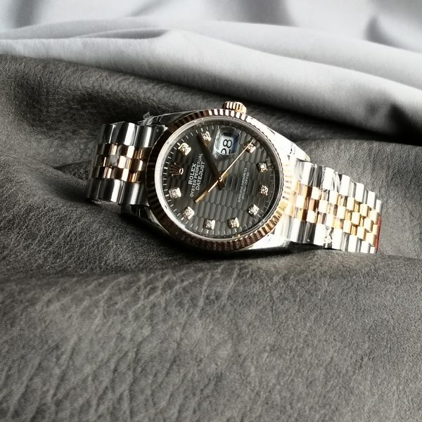 VS Factory Rolex Datejust 36 Two-Tone Everose Gold Slate Grey Fluted Motif Diamond Dial (126231) — detail view 3