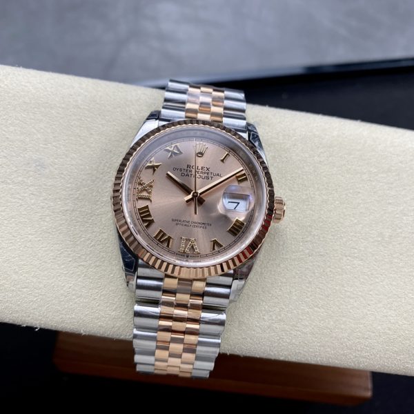 VS Factory Rolex Datejust 36mm Two-Tone Rose Gold Rosé Dial with Diamond Roman Makes (126231) — detail view 3