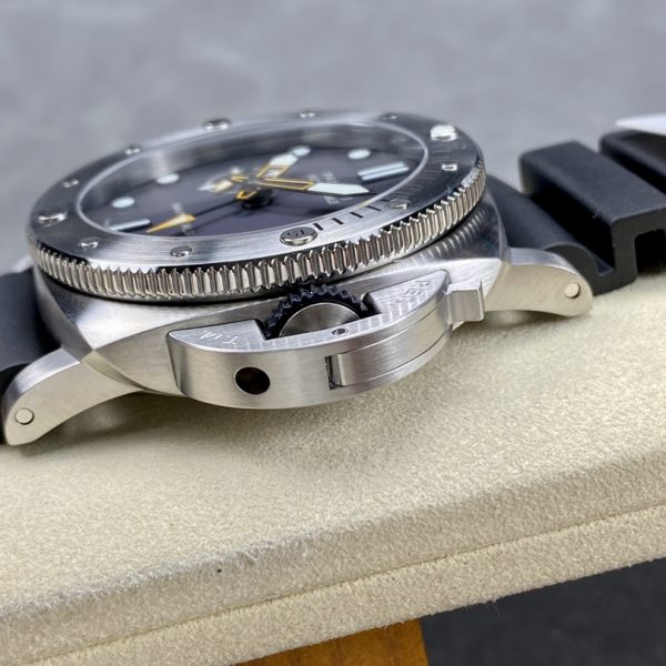 VS Factory Panerai Submersible “Navy SEALs” 44mm PAM01323 – Custom Dandong P.900 — detail view 7