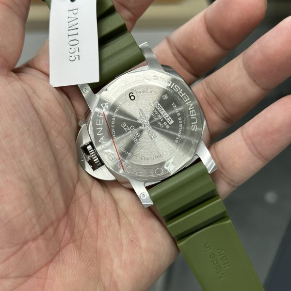 VS Factory Panerai Submersible “Verde Militare” 42mm PAM01055 — detail view 5