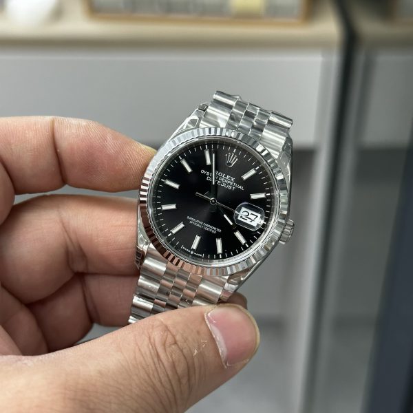 VS Factory Rolex Datejust 36mm Bright Black Dial Fluted Bezel Jubilee Bracelet (126234) — detail view 2