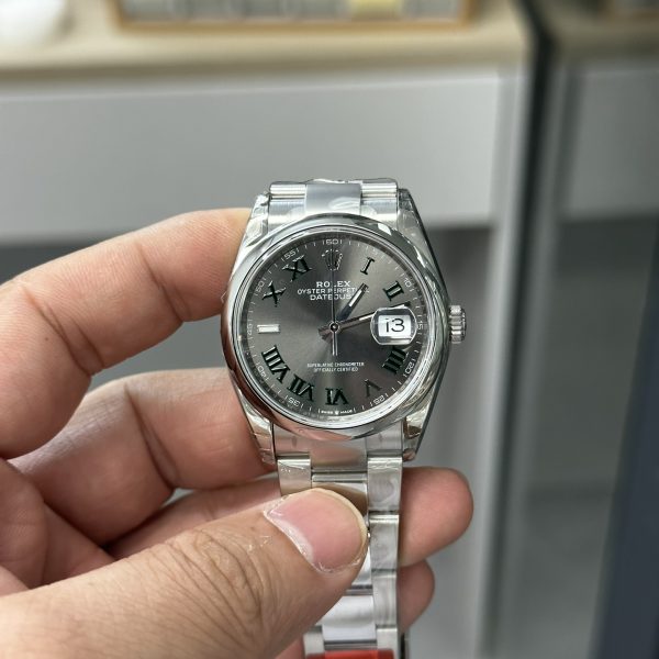 VS Factory Rolex Datejust 36mm “Wimbledon” Dial Smooth Bezel Oyster Bracelet (126200) — detail view 1