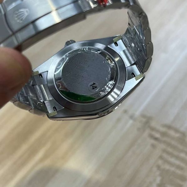 VS Factory Rolex Oyster Perpetual 41mm Turquoise “Tiffany” Blue Dial Smooth Bezel Oyster Bracelet… — detail view 4