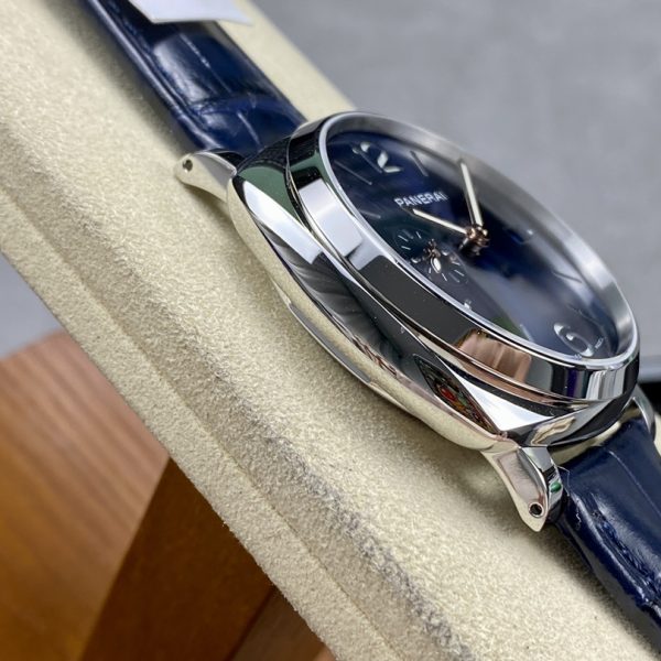 VS Factory Panerai Luminor Due 42mm PAM01274 “Modern Blue” — detail view 6