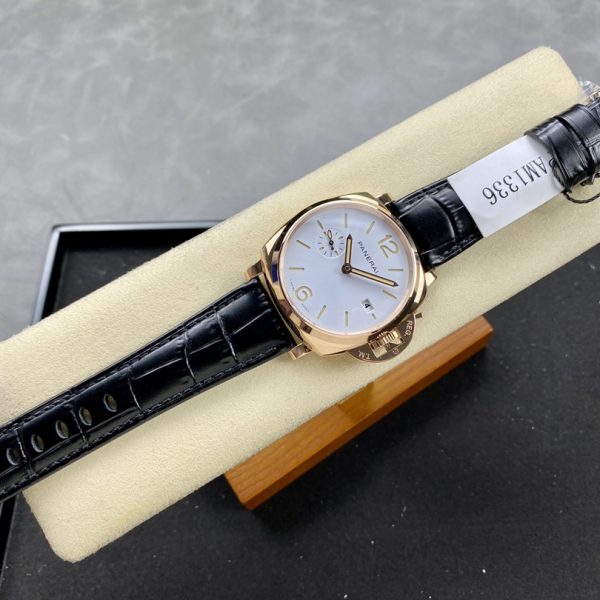 VS Factory Panerai Luminor Due 42mm White Dial Rose Gold Plated Smooth Bezel (PAM01336) — detail view 8