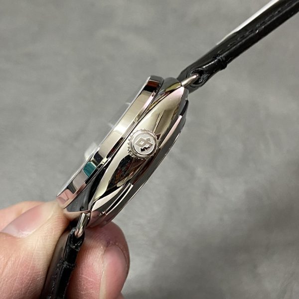 VS Factory Panerai Radiomir Quaranta 40mm Black Dial PAM01294 — detail view 6