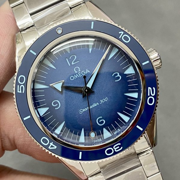 VS Factory Omega Seamaster 300 Heritage 41mm “Summer Blue” 75th Anniversary Edition (234.30.41.21.03.002) — detail view 3