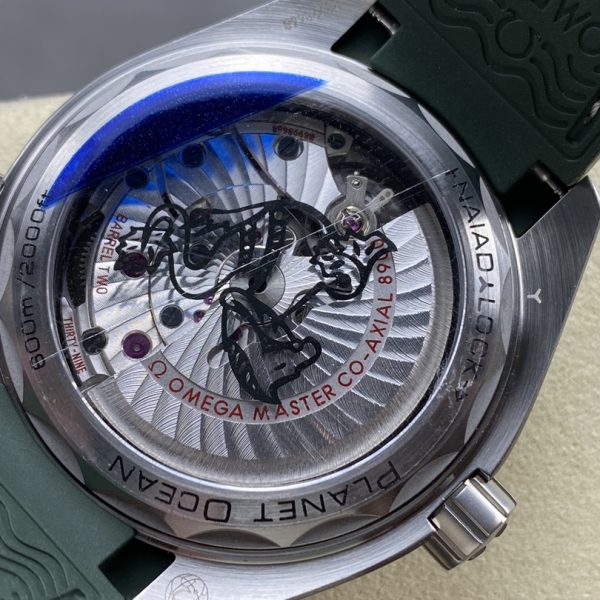 VS Factory Omega Seamaster Planet Ocean 600M 43.5mm Grey Dial Green Ceramic Bezel Green Rubber Strap… — detail view 7