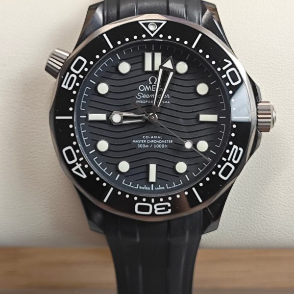 VS Factory Omega Seamaster Diver 300M 43.5mm Black Ceramic & Titanium (210.92.44.20.01.001) — front product view