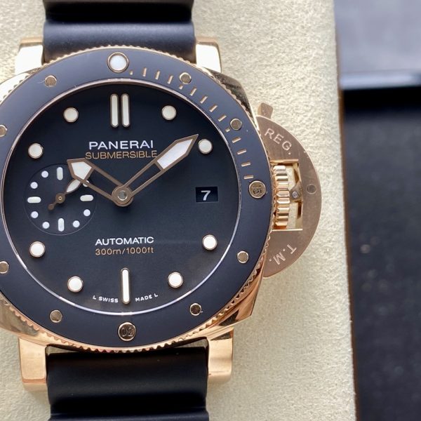 VS Factory Panerai Submersible 42mm Black Dial (PAM02164) — front product view
