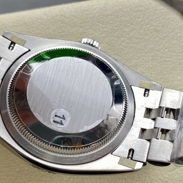 VS Factory Rolex Datejust 36mm Sunburst Green Dial Jubilee Bracelet (126234) — detail view 8