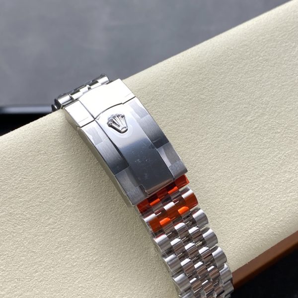 VS Factory Rolex Datejust 36mm Sunburst Green Dial Jubilee Bracelet (126234) — detail view 9