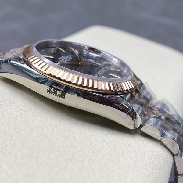 VS Factory Rolex Datejust 36mm Slate Grey Fluted Motif Dial Fluted Bezel Two-Tone Rose Gold Jubilee… — detail view 5