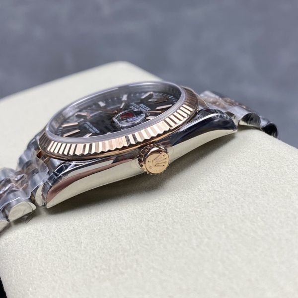 VS Factory Rolex Datejust 36mm Slate Grey Fluted Motif Dial Fluted Bezel Two-Tone Rose Gold Jubilee… — detail view 6