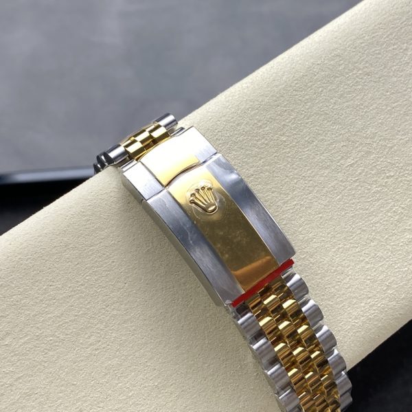 VS Factory Rolex Datejust 36 Two-Tone Yellow Gold Diamond Bezel Golden Fluted Motif (126283RBR) — detail view 8