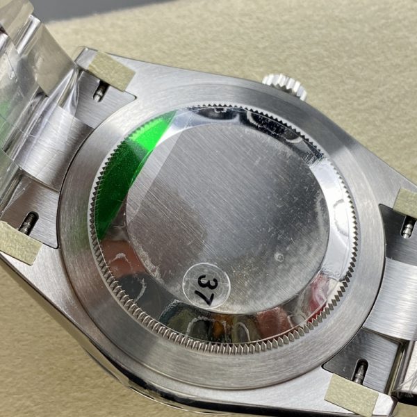 VS Factory Rolex Explorer 36mm Black “3-6-9” Dial Smooth Bezel Oyster Bracelet (124270) — detail view 7