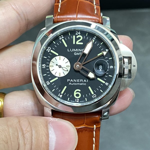 VS Factory Panerai Luminor GMT 44mm PAM00088 — front product view
