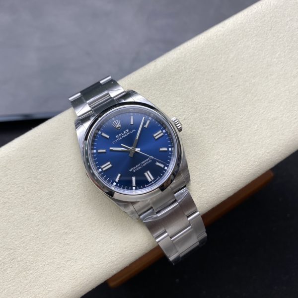 VS Factory Rolex Oyster Perpetual 36mm Bright Blue Sunburst Dial Smooth Bezel Oyster Bracelet (126000) — detail view 2