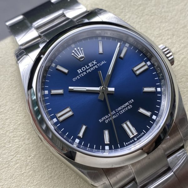 VS Factory Rolex Oyster Perpetual 36mm Bright Blue Sunburst Dial Smooth Bezel Oyster Bracelet (126000) — detail view 4