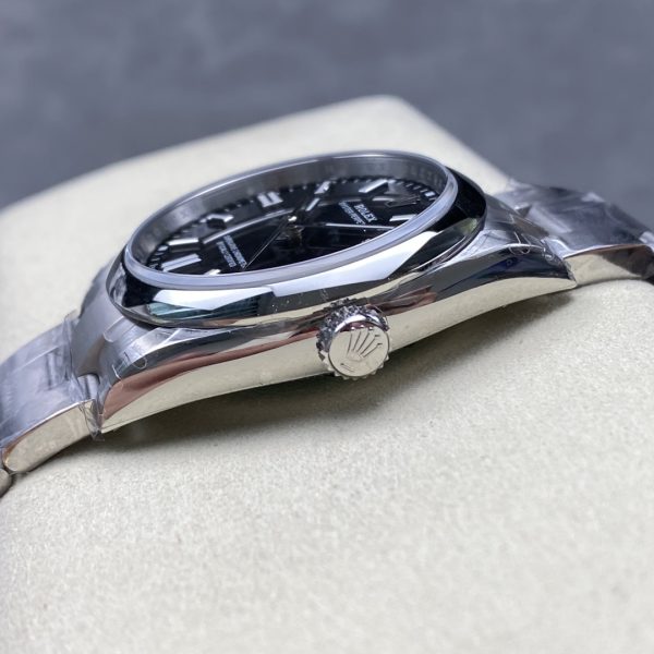 VS Factory Rolex Oyster Perpetual 36mm Bright Black Dial Smooth Bezel Oyster Bracelet (126000) — detail view 6