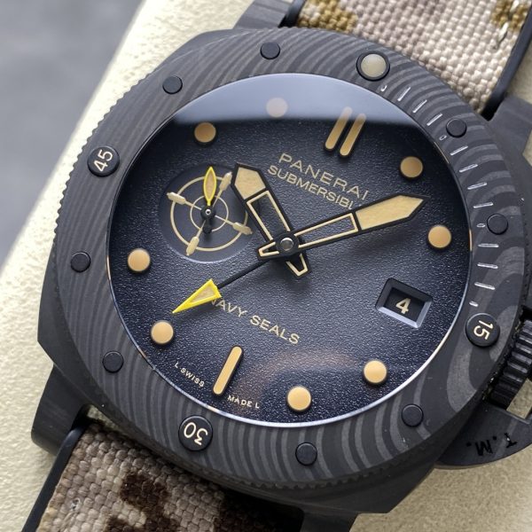 VS Factory Panerai Submersible GMT Navy SEALs Carbotech 44mm PAM01513 – DDP.900/GMT — detail view 2