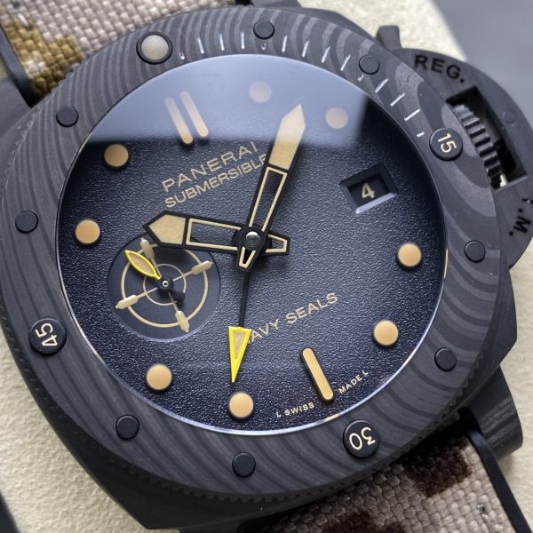 VS Factory Panerai Submersible GMT Navy SEALs Carbotech 44mm PAM01513 – DDP.900/GMT — detail view 3