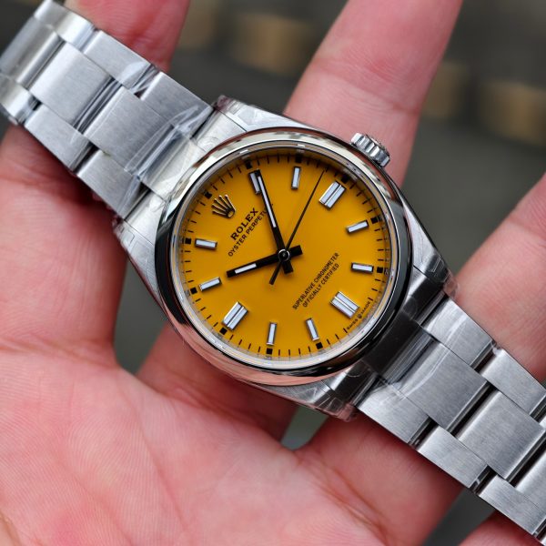 VS Factory Rolex Oyster Perpetual 36mm Yellow Dial Smooth Bezel Oyster Bracelet (126000) — detail view 3