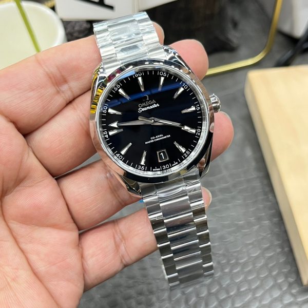 VS Factory Omega Seamaster Aqua Terra 150M 41mm Black Lacquer Dial (220.10.41.21.01.002) — detail view 3