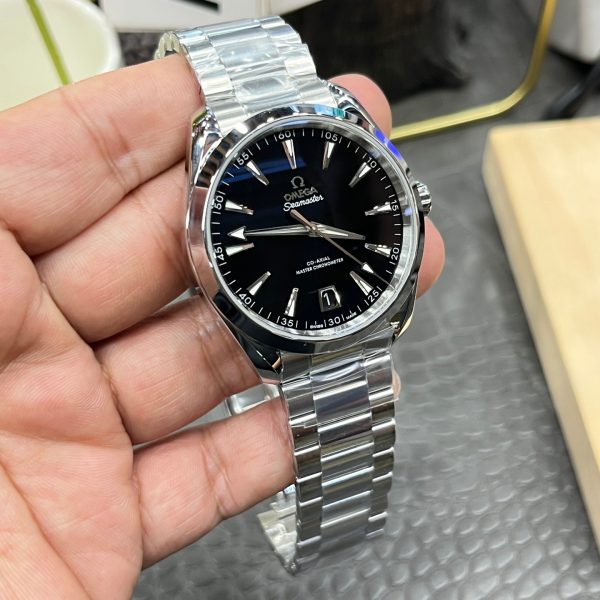 VS Factory Omega Seamaster Aqua Terra 150M 41mm Black Lacquer Dial (220.10.41.21.01.002) — detail view 4