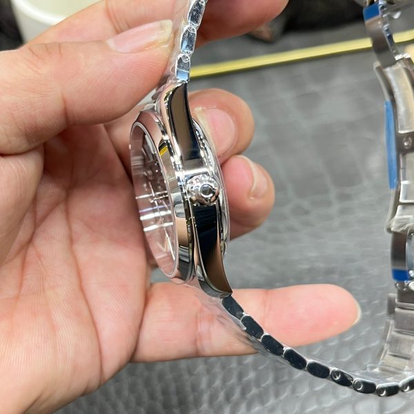 VS Factory Omega Seamaster Aqua Terra 150M 41mm Black Lacquer Dial (220.10.41.21.01.002) — detail view 6