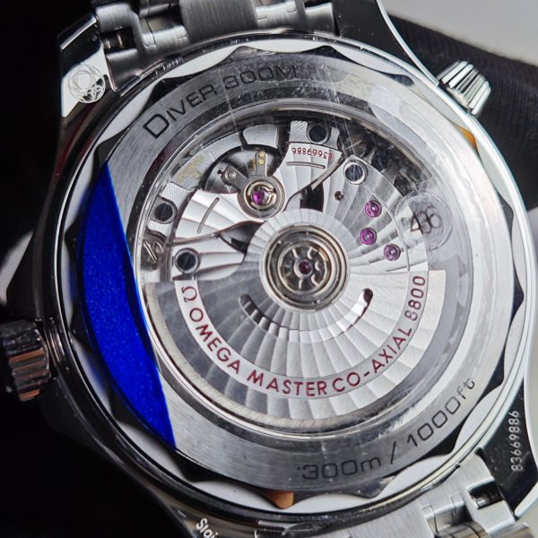 VS Factory Omega Seamaster Diver 300M 42mm Black Wave Dial Black Ceramic Bezel Stainless Steel Bracelet… — detail view 6