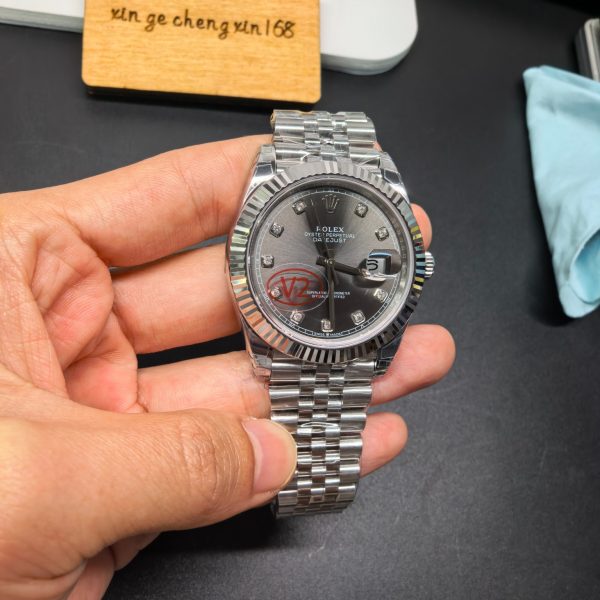 VS Factory (V2) Rolex Datejust 41mm Sunburst Slate Grey Diamond Dial Fluted Bezel Jubilee Bracelet… — detail view 2