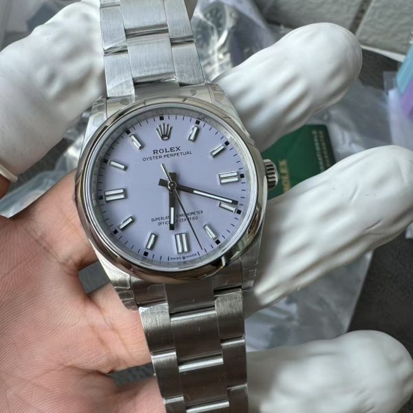 VS Factory Rolex Oyster Perpetual 36mm Lavender / Lilac Dial Smooth Bezel Oyster Bracelet (126000) — detail view 4