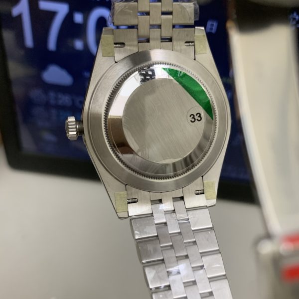 VS Factory Rolex Datejust 41mm Green Fluted Motif Dial Fluted Bezel Jubilee Bracelet (126334) — detail view 4