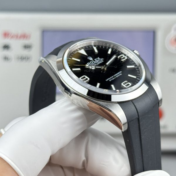 VS Factory Rolex Explorer 40mm Black “3-6-9” Dial Smooth Bezel Oysterflex Strap (224270 Custom) — detail view 4