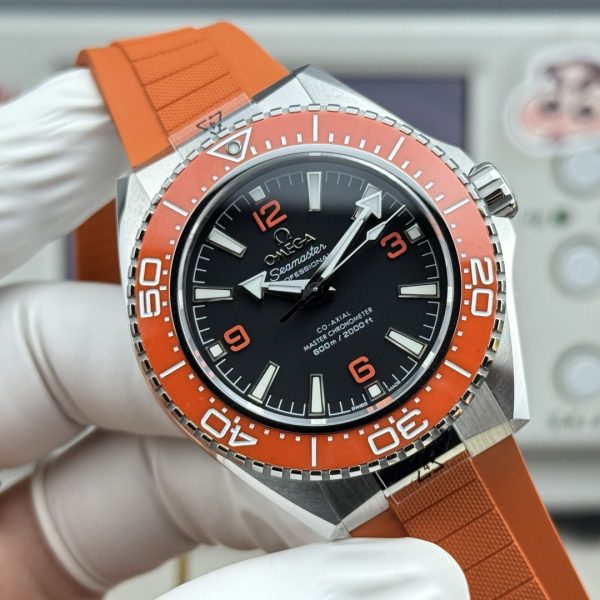 VS Factory Omega Seamaster Planet Ocean 600M 42mm Black Dial Orange Arabic Numerals Orange Ceramic Bezel… — detail view 3