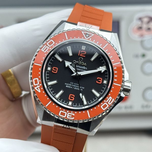VS Factory Omega Seamaster Planet Ocean 600M 42mm Black Dial Orange Arabic Numerals Orange Ceramic Bezel… — detail view 4