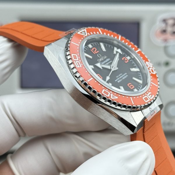 VS Factory Omega Seamaster Planet Ocean 600M 42mm Black Dial Orange Arabic Numerals Orange Ceramic Bezel… — detail view 7