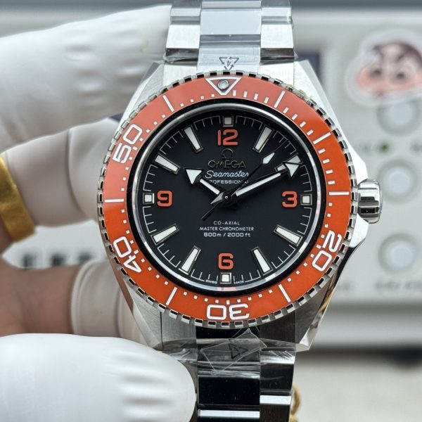 VS Factory Omega Seamaster Planet Ocean 600M 42mm Black Dial Orange Arabic Numerals Orange Ceramic Bezel… — front product view