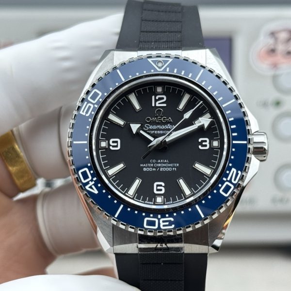 VS Factory Omega Seamaster Planet Ocean 600M 42mm Matte Black Dial Blue Ceramic Bezel with White Diving… — front product view