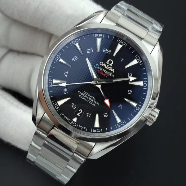 VS Factory Omega Seamaster Aqua Terra 150M GMT 43mm Blue Dial (231.10.43.22.03.001) — detail view 2