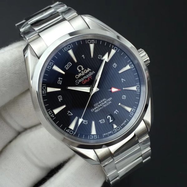 VS Factory Omega Seamaster Aqua Terra 150M GMT 43mm Blue Dial (231.10.43.22.03.001) — detail view 4