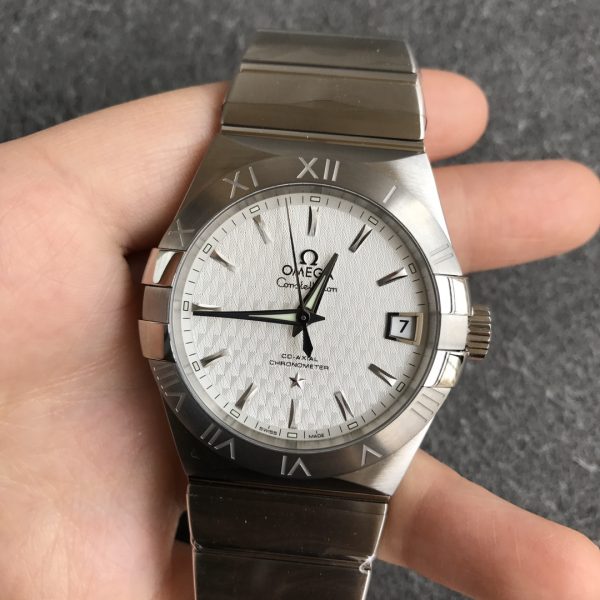 VS Factory Omega Constellation Co-Axial 38mm Silver Textured Dial (123.10.38.21.02.001) — detail view 4