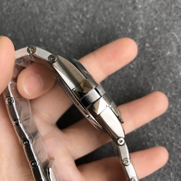 VS Factory Omega Constellation Co-Axial 38mm Silver Textured Dial (123.10.38.21.02.001) — detail view 7