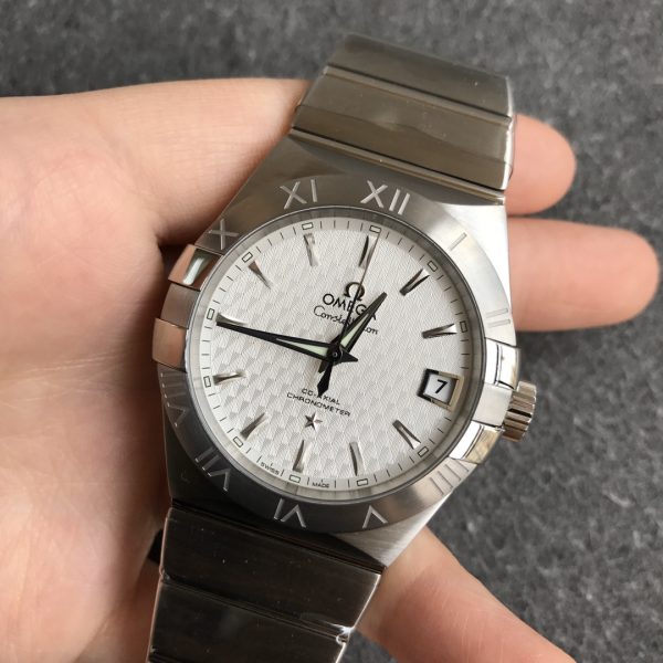 VS Factory Omega Constellation Co-Axial 38mm Silver Textured Dial (123.10.38.21.02.001) — detail view 9