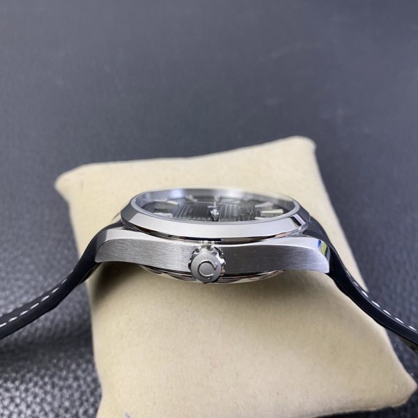 VS Factory Omega Seamaster Aqua Terra 150M 41mm Green Dial Rubber Strap (220.12.41.21.10.001) — detail view 7